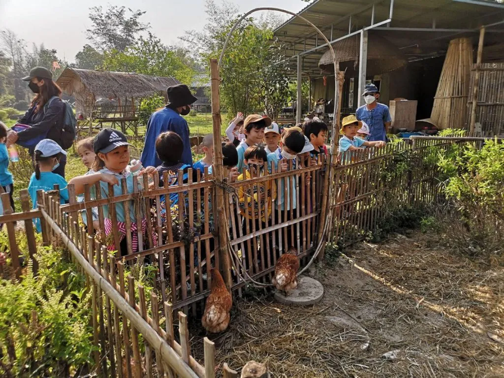School field trips / ทัศนศึกษาโรงเรียน