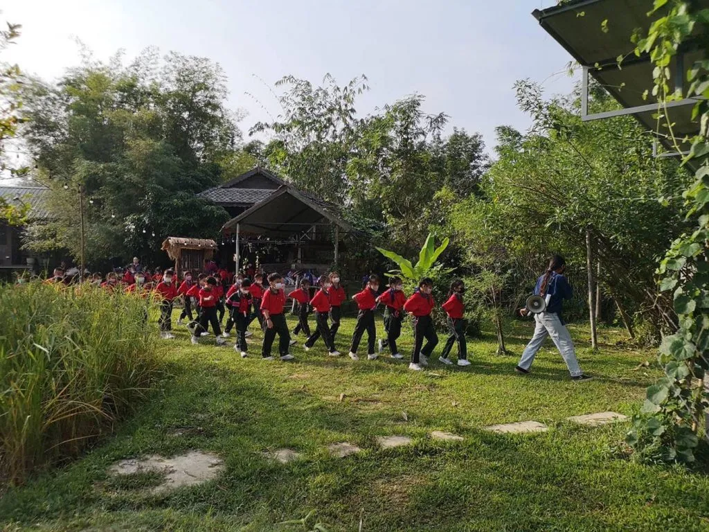 School field trips / ทัศนศึกษาโรงเรียน