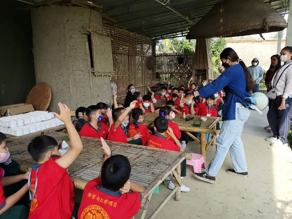 School field trips / ทัศนศึกษาโรงเรียน